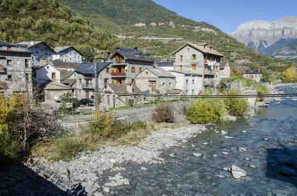Huesca - Broto 03.jpg